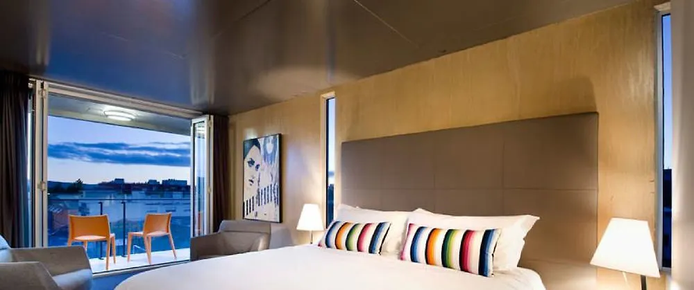 ****  The Soho Hotel Adelaide Australia